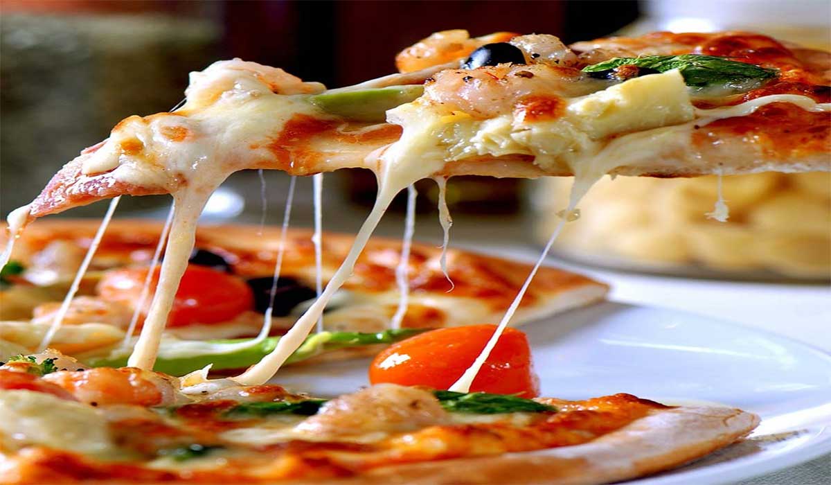 Pizza Hut Dominates Costa Rica's Fast Food Pizza Scene