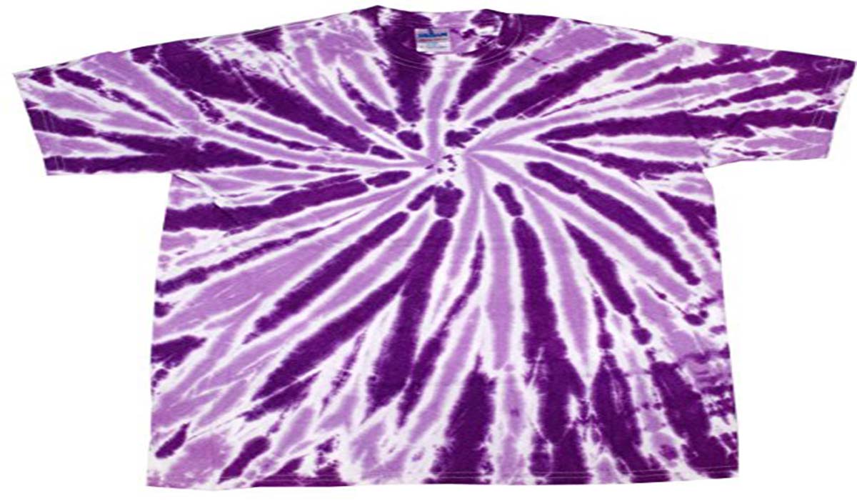 Tie Dyeing a Shirt Purple