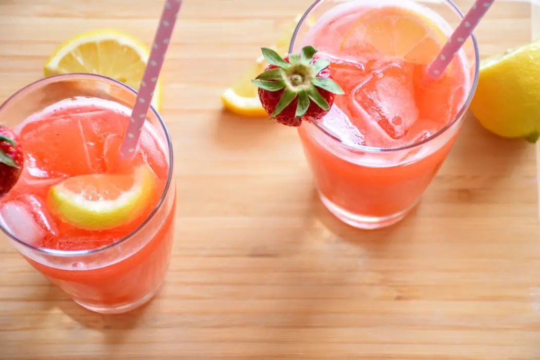 How Does Popeyes Frozen Strawberry Lemonade Fit Into Your Diet?
